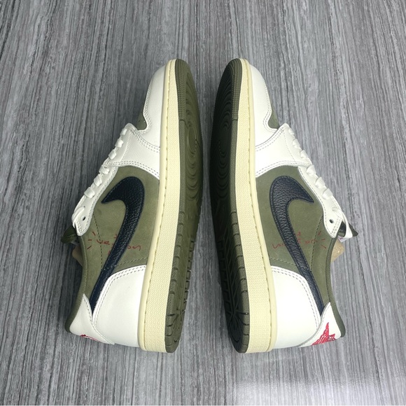 Nike Air Jordan 1 Retro Low OG SP Medium Olive -Men's Green/ White Sneakers - Picture 6 of 10